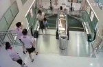 Chinese exercise extreme caution when riding escalators after mishap - 12