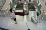 Chinese exercise extreme caution when riding escalators after mishap - 27