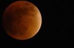 Rare 'supermoon' eclipse unfolds on Sunday night - 8