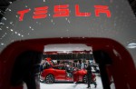 Singapore man buys Tesla in Hong Kong and brings it home - 9