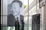 Over 3,000 visited Lee Kuan Yew memorial exhibition at National Museum on Good Friday - 19