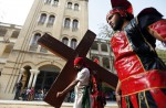 Good Friday observed around the world (Warning: Some viewers may find some images disturbing) - 15