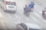 Child gets run over by vehicle on busy China highway - 5