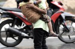 Drugged beggar babies for rent in Indonesia - 2