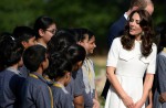 Britain's William and Kate head for taste of India - 7