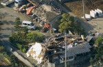 Strong quake strickes southwestern Japan - 10