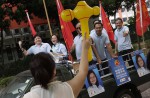 PAP, WP thank supporters in processions - 1