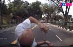 Old man hurls himself onto stationary car at Ang Mo Kio - 7