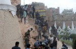 Hundreds feared killed as massive quake hits Nepal  - 33