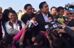Video of Thai leader Prayuth patting reporter's head goes viral - 3
