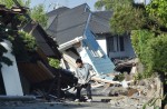 Strong quake strikes southwestern Japan - 1