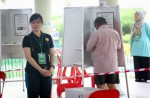 Singaporeans vote in Bukit Batok by-election - 8