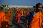 Monks and soldiers clash in Thailand - 9