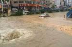 Floods shut Guangzhou streets, soak subways; many flights affected - 16