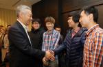 PM Lee visits Kremlin, meets Singaporeans - 5