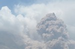 New eruption at Mt Sinabung disrupts search & rescue operations - 22