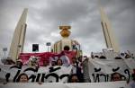 Largest anti-coup rally as Thais mark 2 years of army takeover - 3