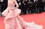Stars light up red carpet at Cannes - 4