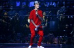 Bad boy Justin Bieber wins big at MTV Europe Music Awards - 8