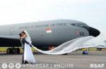 Couples take Descendants of the Sun-inspired photos at RSAF Open House - 4