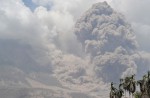 New eruption at Mt Sinabung disrupts search & rescue operations - 0