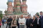 PM Lee visits Kremlin, meets Singaporeans - 0