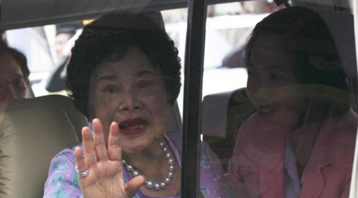 Thai queen undergoes medical tests, palace says in rare statement