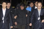 South Korean ferry sank with 450 passengers onboard - 43