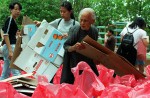 Elderly cardboard collectors in Singapore - 2