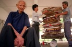 Elderly cardboard collectors in Singapore - 3