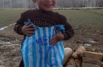 Afghan boy in plastic jersey may get to meet Messi in person - 3