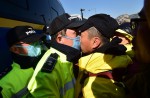 Hundreds of protestors clash with police over Sewol ferry disaster - 5