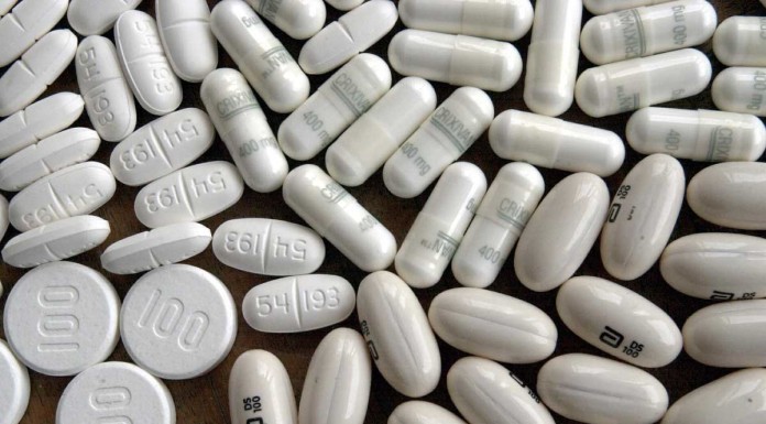 China offers free antiviral therapy for HIV/AIDS
