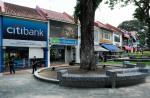 Bank robbery at Holland Village Standard Chartered Bank - 9