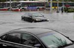 Hundreds of flights cancelled as heavy rains persist in Beijing - 18