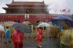 Non-stop rain pours misery on China - 49