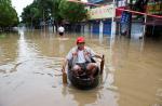 Flooding in Yangtze river basin leaves more than 100 dead or missing - 28