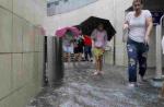 Non-stop rain pours misery on China - 19