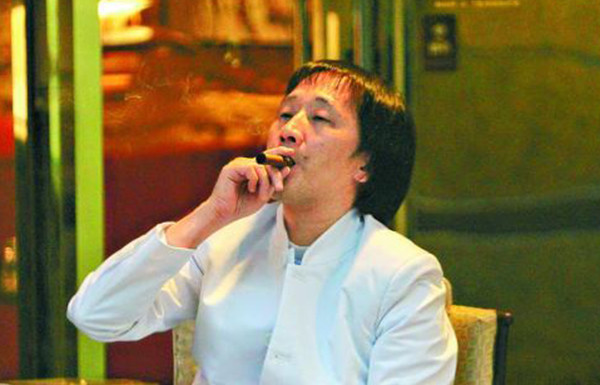 Alleged triad boss arrested in Hong Kong