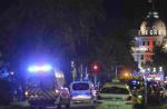 Lorry ploughs into crowd in Nice, France - 0