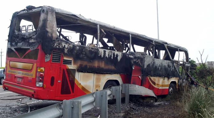 Taiwan bus bursts into flames, killing 26, including 24 tourists from China