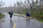 Typhoon shuts down Hong Kong with strong winds and rain - 1