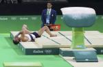 Rio Olympics: French gymnast suffers horrorific leg injury - 1