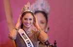 Miss Universe 2016 gets heroine's welcome in Philippines - 5