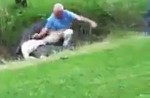 Man tries to catch large alligator on his own - 9