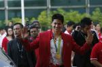 Hundreds give Joseph Schooling triumphant homecoming at Changi Airport - 16