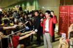 Hundreds give Joseph Schooling triumphant homecoming at Changi Airport - 17