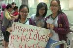 Hundreds give Joseph Schooling triumphant homecoming at Changi Airport - 5