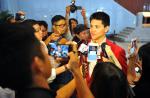 Hundreds give Joseph Schooling triumphant homecoming at Changi Airport - 17