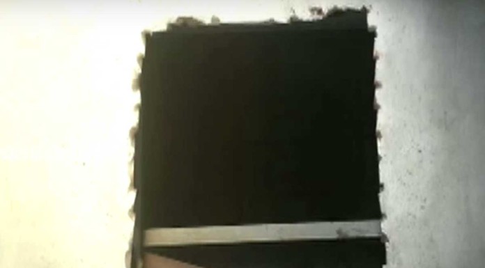Indian robbers cut hole in train roof, steal more than $1 million